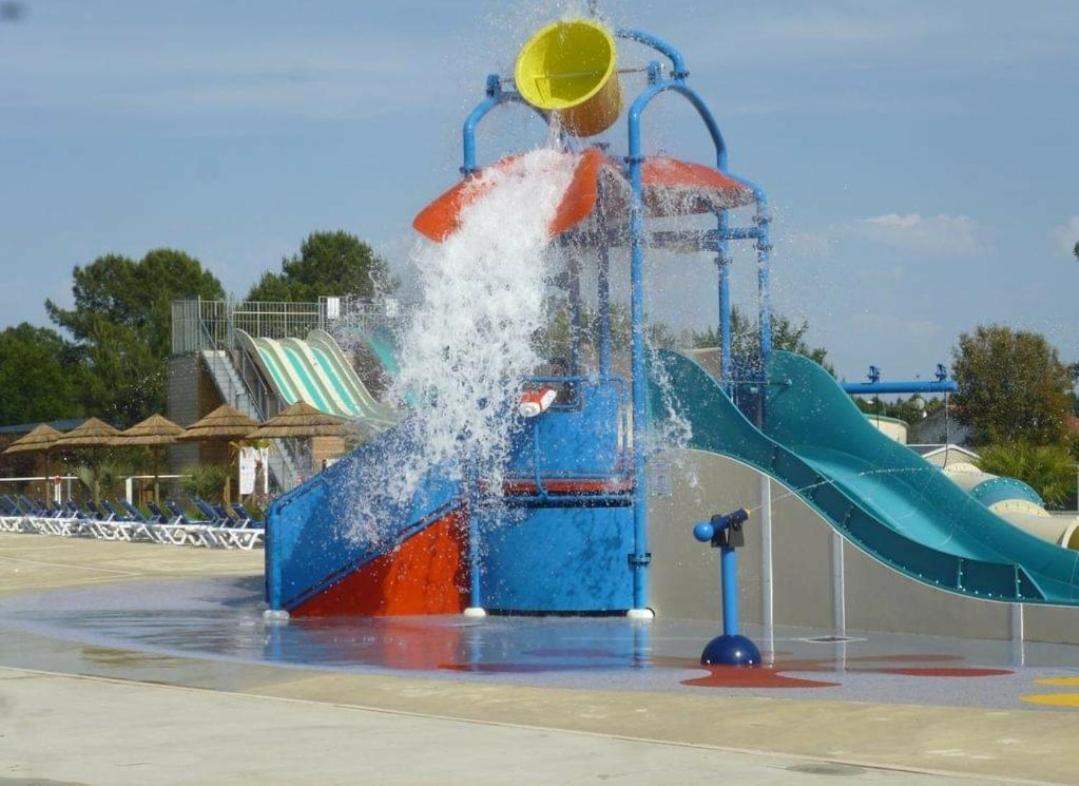 Camping Des Dunes De Contis Mobilhome 3Ch, Saint-Julien-en-Born Exterior photo